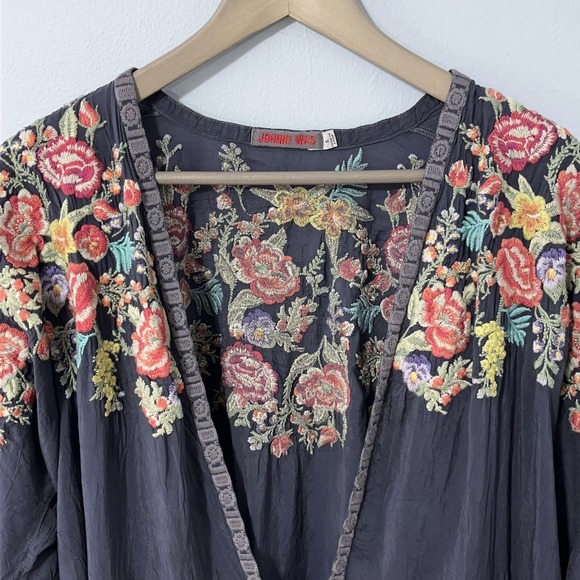 Johnny Was Kimono Top Women Small Gray Floral Embroidered Tassel Boho Festival - Picture 3 of 16